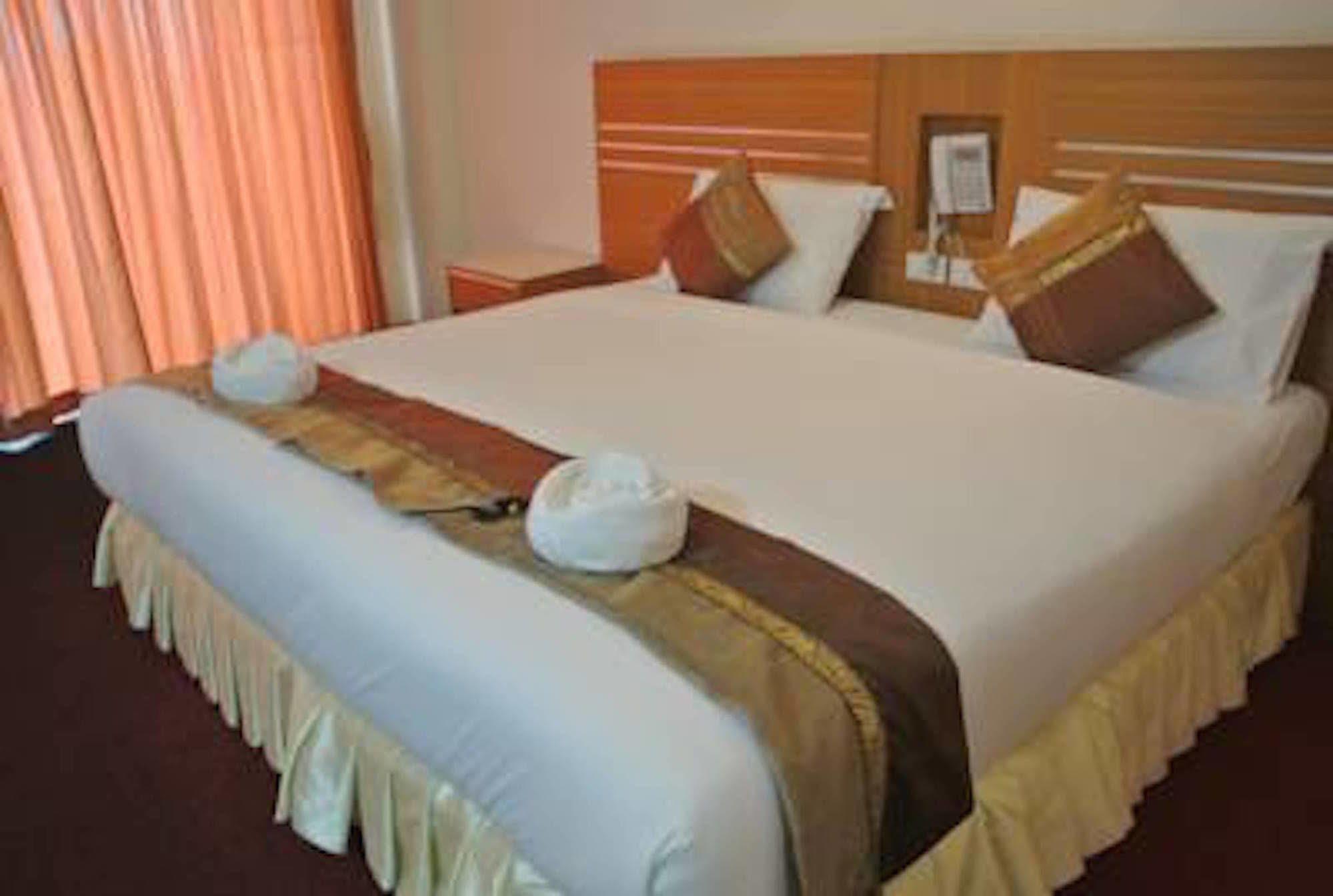Chaikana Thani Hotel Phatthalung Exterior photo