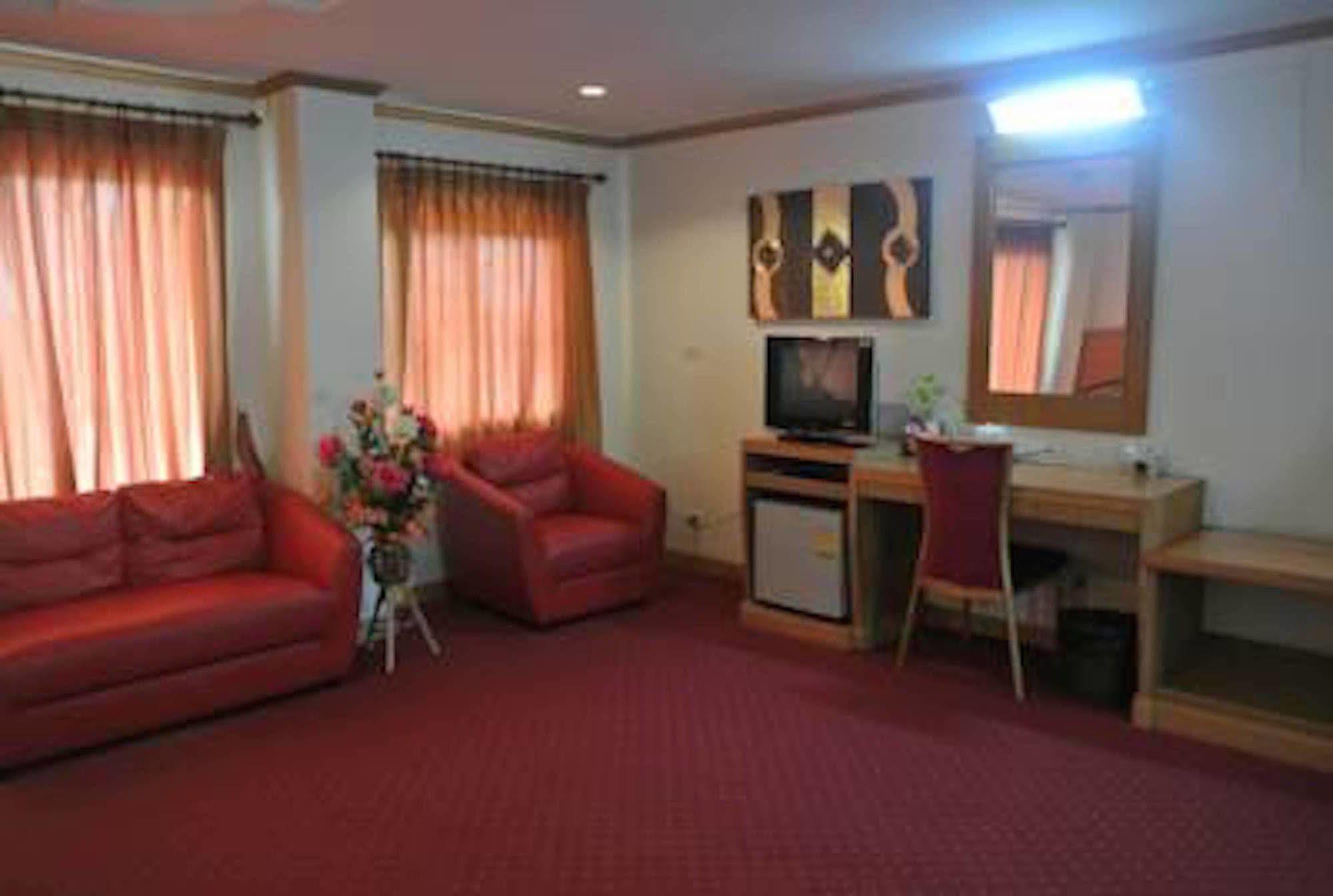 Chaikana Thani Hotel Phatthalung Exterior photo
